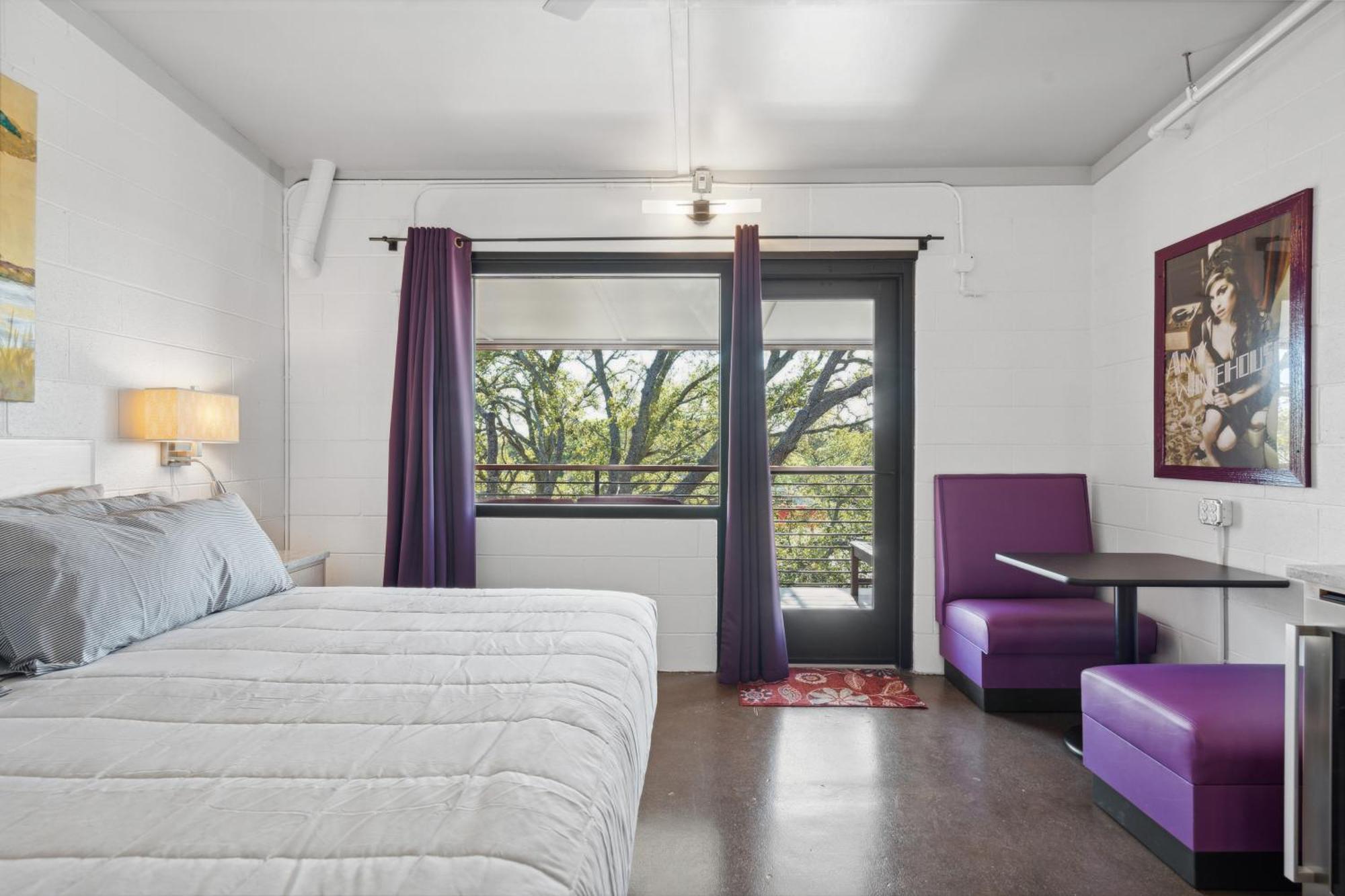 Boutique Vera Hotel In The Heart Of Фоли Бийч Екстериор снимка