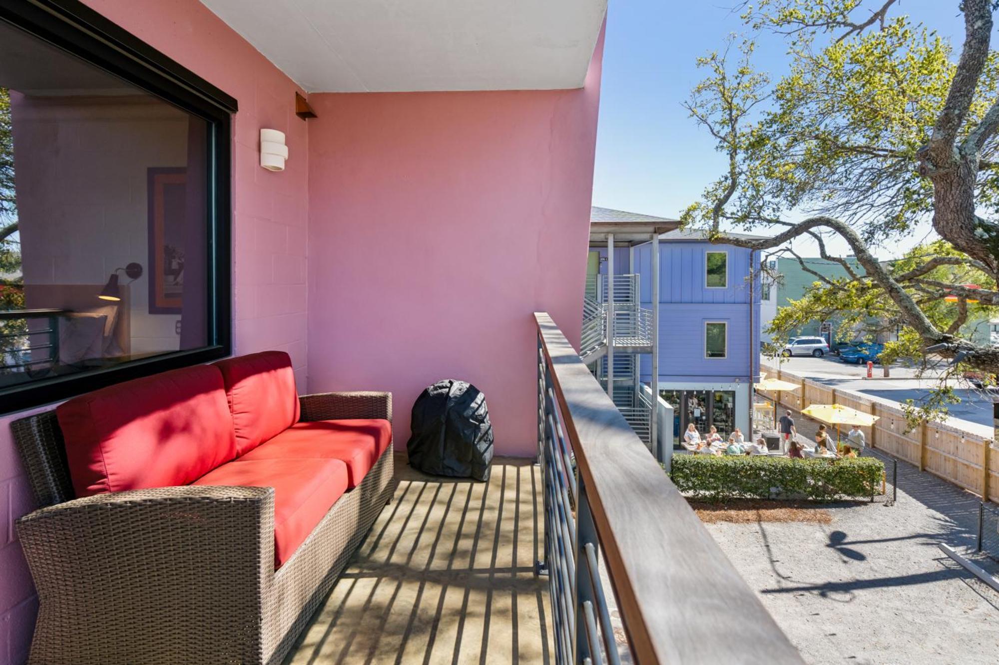 Boutique Vera Hotel In The Heart Of Фоли Бийч Екстериор снимка