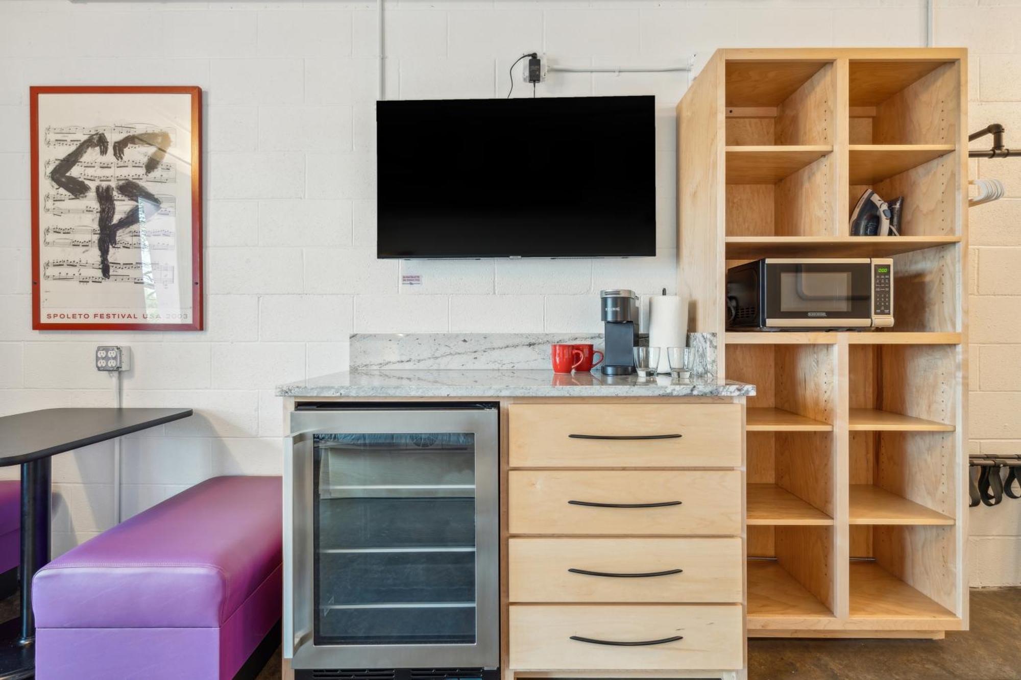 Boutique Vera Hotel In The Heart Of Фоли Бийч Екстериор снимка